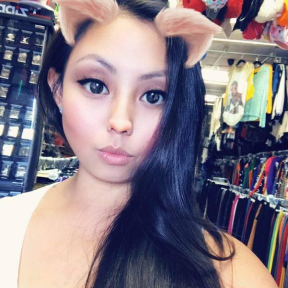 Meet your Posher, Wendy - Picture 1 of 1